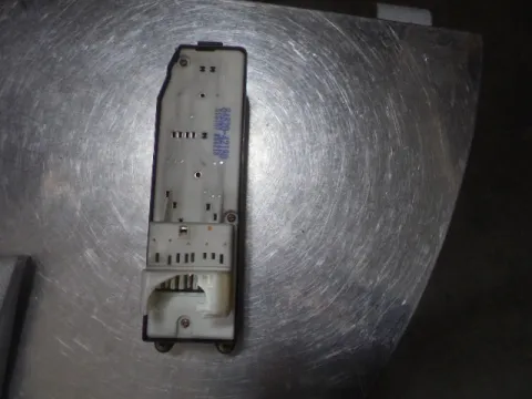 Διακόπτης Παραθύρων Κεντρικός Αριστερής για TOYOTA RAV-4 (2000 - 2004) (XA20) SUV- ΕΚΤΟΣ ΔΡΟΜΟΥ- 5dr  -  Διακόπτης Παραθύρων Κεντρικός Αριστερής για TOYOTA RAV-4 (2000 - 2004) (XA20) SUV- ΕΚΤΟΣ ΔΡΟΜΟΥ- 5dr  -