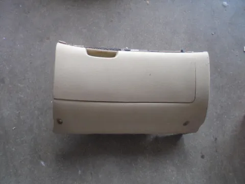 Ντουλαπάκι 1Z1857121 για SKODA OCTAVIA (2004 - 2008) 5 (1Z3-5) , (2008 - 2013) 5 (1Z3-5) *Γ* Ντουλαπάκι 1Z1857121 για SKODA OCTAVIA (2004 - 2008) 5 (1Z3-5) , (2008 - 2013) 5 (1Z3-5) *Γ*