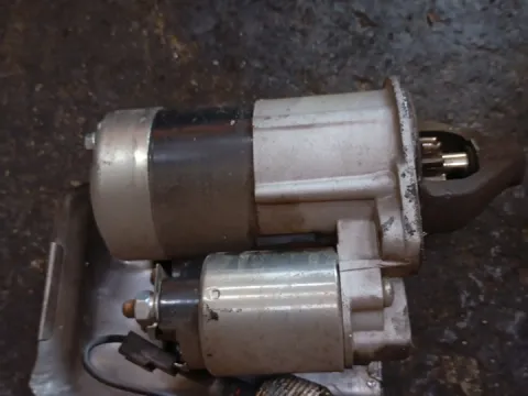 Μίζα για HYUNDAI H-1 STAREX (2001 - 2007) 2400 petrol 145 16 valve  Μίζα για HYUNDAI H-1 STAREX (2001 - 2007) 2400 petrol 145 16 valve