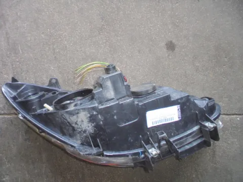 Φανάρι Εμπρός Αριστερό Με Σπασμένη Βάση  για PEUGEOT 307 (2005 - 2008)  - 