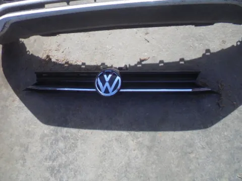 Μούρη (με καπό και φτερά) για VW TOURAN (2015 - ) *Γ* -  Μούρη (με καπό και φτερά) για VW TOURAN (2015 - ) *Γ* -