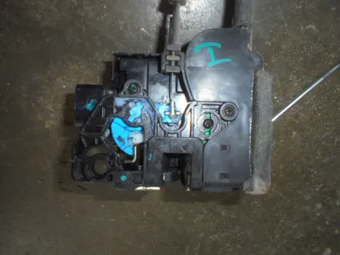 Ηλεκτρομαγνητική Κλειδαριά Εμπρός Δεξιά 5pin για HYUNDAI i10 (2014 - 2019)  - 