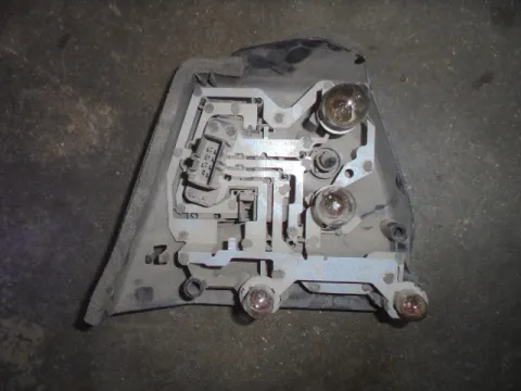 Πλακέτα Φανού Πίσω Δεξιά 63218383100 για BMW 3 Series (1999 - 2003) (E46) (1998 - 2002) Sedan - 4dr  -  Πλακέτα Φανού Πίσω Δεξιά 63218383100 για BMW 3 Series (1999 - 2003) (E46) (1998 - 2002) Sedan - 4dr  -