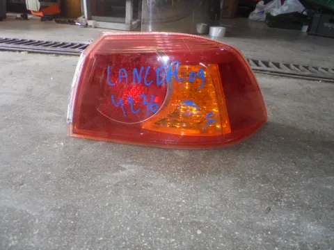 Φανάρι Πίσω Δεξί Ραγισμένο για MITSUBISHI LANCER (2008 - ) (CX-CY) Sedan - 4dr 
