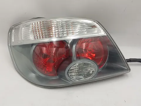 Φανάρι Πίσω Αριστερό για MITSUBISHI OUTLANDER (2003 - 2006) (CU) Φανάρι Πίσω Αριστερό για MITSUBISHI OUTLANDER (2003 - 2006) (CU)