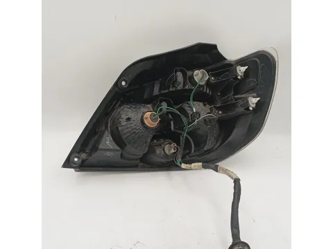 Φανάρι Πίσω Αριστερό για MITSUBISHI OUTLANDER (2003 - 2006) (CU) -  Φανάρι Πίσω Αριστερό για MITSUBISHI OUTLANDER (2003 - 2006) (CU) -