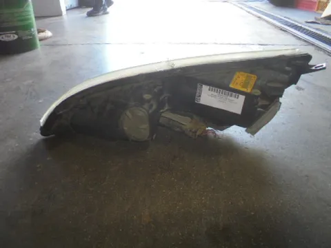 Φανάρι Εμπρός Δεξί Χρώμιο Με Σπασμένη Β΄άση για MITSUBISHI COLT (2005 - 2008 ) (CZ)  - 