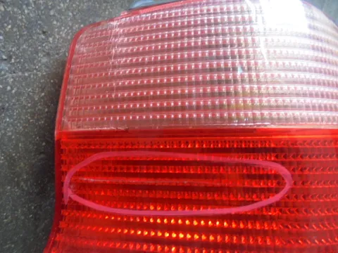 Φανάρι Πίσω Αριστερό Ραγισμένο Χωρίς Πλακέτα για PEUGEOT 106 (1996 - 2003)  -  Φανάρι Πίσω Αριστερό Ραγισμένο Χωρίς Πλακέτα για PEUGEOT 106 (1996 - 2003)  -