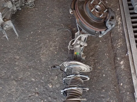 Άκρο Πλήρες Εμπρός Αριστερό Με ABS για TOYOTA COROLLA (2013 - 2016) 1400 ((1ND-TV)) Diesel 90 (NDE150) D-4D  Άκρο Πλήρες Εμπρός Αριστερό Με ABS για TOYOTA COROLLA (2013 - 2016) 1400 ((1ND-TV)) Diesel 90 (NDE150) D-4D