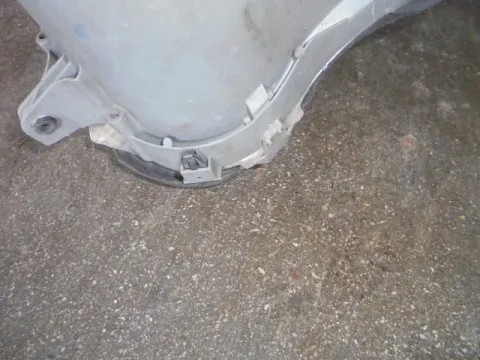 Φανάρι Εμπρός Δεξί Με Σπασμένη Βάση για MERCEDES C - CLASS (2004 - 2007) (W203)  - 