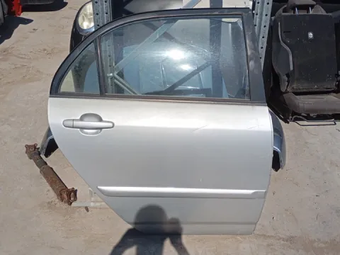 Πόρτα Πίσω Δεξιά για TOYOTA COROLLA (2002 - 2004) (E120) Hatchback - 5dr (KM22) *E* Πόρτα Πίσω Δεξιά για TOYOTA COROLLA (2002 - 2004) (E120) Hatchback - 5dr (KM22) *E*