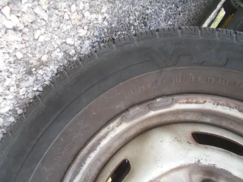 Τροπέτο Εμπρός Με Μούρη Εμπρός (με καπό και φτερά) Με Ζαντολάστιχα  215/75R16  Χωρίς  Μήχανή και Σασμάν E5FA   για FORD TRANSIT (2000 - 2006) (FA_ _) Van 2300 (E5FA)(E5FC) Petrol 146 16V // - 