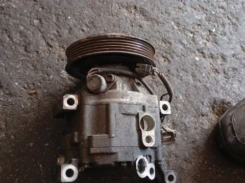 Συμπιεστής A-C (Κομπρέσορας) 4472206530 για TOYOTA YARIS (2006 - 2009) (KL9) 1400 (1ND-TV) Diesel 90 (NLP90) D-4D  Συμπιεστής A-C (Κομπρέσορας) 4472206530 για TOYOTA YARIS (2006 - 2009) (KL9) 1400 (1ND-TV) Diesel 90 (NLP90) D-4D