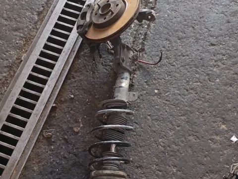 Άκρο Πλήρες Εμπρός Δεξί Με ABS για FIAT BRAVO (2007 - 2011)  Άκρο Πλήρες Εμπρός Δεξί Με ABS για FIAT BRAVO (2007 - 2011)