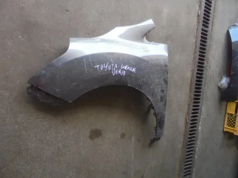 Φτερό Εμπρός Αριστερό για TOYOTA VERSO (2009 - 2012) 