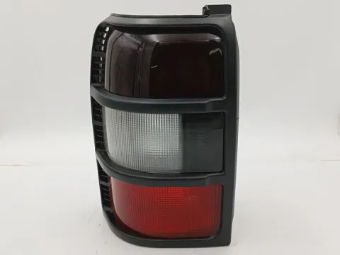 Φανάρι Πίσω Αριστερό για MITSUBISHI PAJERO (1991 - 1997) (V40) Φανάρι Πίσω Αριστερό για MITSUBISHI PAJERO (1991 - 1997) (V40)