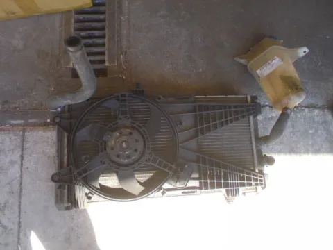 Σετ Ψυγείων Νερού και A-C Με Βεντιλατέρ Με Intercooler   για LANCIA YPSILON (2006 - 2012) (843) *Γ* Σετ Ψυγείων Νερού και A-C Με Βεντιλατέρ Με Intercooler   για LANCIA YPSILON (2006 - 2012) (843) *Γ*