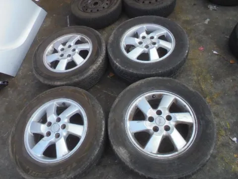 Ζαντολάστιχο 4άδα Αλουμινίου 215/65R16 NOKIAN για DAIHATSU TERIOS (2006 - 2009) (J200) , (2009- ) *Γ* Ζαντολάστιχο 4άδα Αλουμινίου 215/65R16 NOKIAN για DAIHATSU TERIOS (2006 - 2009) (J200) , (2009- ) *Γ*