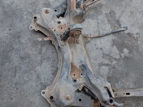 Γέφυρα Εμπρός Οριζόντια για TOYOTA AURIS (2007 - 2009) E150 1600 1ZR-FE petrol 124 ZRE151 *ΔΒ* Γέφυρα Εμπρός Οριζόντια για TOYOTA AURIS (2007 - 2009) E150 1600 1ZR-FE petrol 124 ZRE151 *ΔΒ*