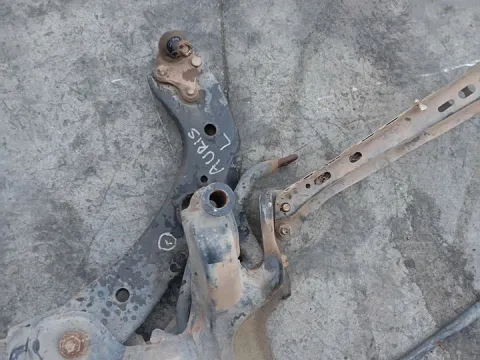 Ψαλίδι Εμπρός Αριστερό για TOYOTA AURIS (2007 - 2009) E150 1600 1ZR-FE petrol 124 ZRE151 *ΔΒ* Ψαλίδι Εμπρός Αριστερό για TOYOTA AURIS (2007 - 2009) E150 1600 1ZR-FE petrol 124 ZRE151 *ΔΒ*