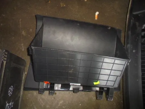 Ντουλαπάκι για HYUNDAI i20 (2020 - ) *Γ* - 