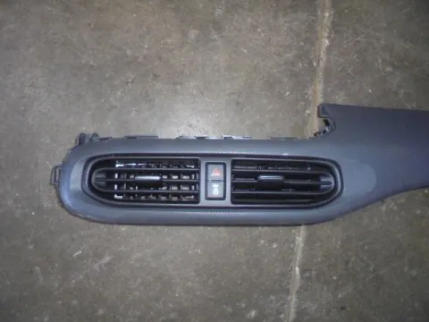 Διακόπτης Αλάρμ Με Κεντρικό Αεραγωγό για HYUNDAI i10 (2019 - 2023) , (2023 - ) F-L  Διακόπτης Αλάρμ Με Κεντρικό Αεραγωγό για HYUNDAI i10 (2019 - 2023) , (2023 - ) F-L