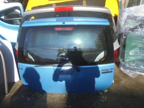 Πορτ-Μπαγκάζ Λίγο Χτυπημένο για DAIHATSU SIRION (2006 - ) (M300) (M301)  Πορτ-Μπαγκάζ Λίγο Χτυπημένο για DAIHATSU SIRION (2006 - ) (M300) (M301)