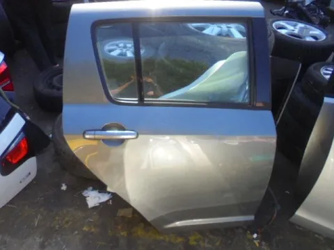 Πόρτα Πίσω Δεξιά Λίγο Χτυπημένη για SUZUKI SWIFT (2006 - 2008) (RS) *Ε* Πόρτα Πίσω Δεξιά Λίγο Χτυπημένη για SUZUKI SWIFT (2006 - 2008) (RS) *Ε*