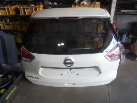 Πορτ-Μπαγκάζ για NISSAN X-TRAIL (2014 - )  Πορτ-Μπαγκάζ για NISSAN X-TRAIL (2014 - )