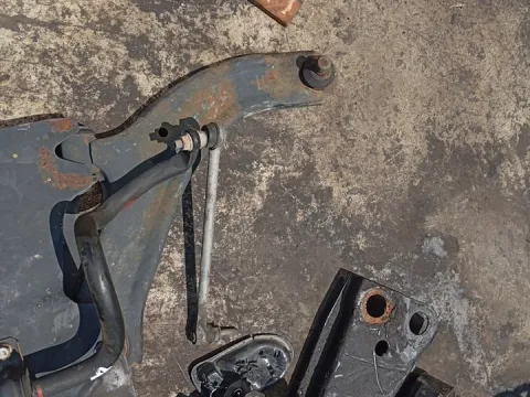 Ψαλίδι Εμπρός Δεξί για NISSAN MICRA (2003 - 2005) (K12) *ΔΒ* Ψαλίδι Εμπρός Δεξί για NISSAN MICRA (2003 - 2005) (K12) *ΔΒ*
