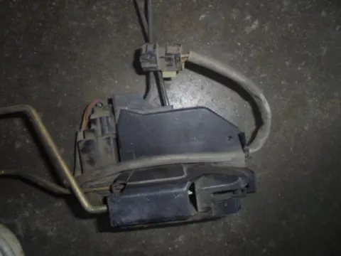 Ηλεκτρομαγνητική Κλειδαριά Εμπρός Δεξιά 5pin TBDLXFRT για HYUNDAI GETZ (2002 - 2005) (TB)  -  Ηλεκτρομαγνητική Κλειδαριά Εμπρός Δεξιά 5pin TBDLXFRT για HYUNDAI GETZ (2002 - 2005) (TB)  -