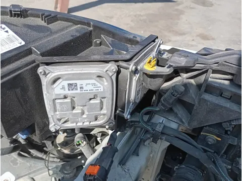 Μούρη (με καπό και φτερά) με Xenon Φανάρια με Parktronic για PEUGEOT 308 (2014 - 2017) GT Line με DIESEL -  Μούρη (με καπό και φτερά) με Xenon Φανάρια με Parktronic για PEUGEOT 308 (2014 - 2017) GT Line με DIESEL -