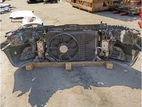 Μούρη (με καπό και φτερά) με Xenon Φανάρια για AUDI A1 (2010 - 2015) (8X)  -  Μούρη (με καπό και φτερά) με Xenon Φανάρια για AUDI A1 (2010 - 2015) (8X)  -