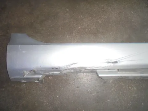 Μαρσπιέ Δεξιός Ελαττωματικός για VOLVO V40 (2013 - ) *Γ* -  Μαρσπιέ Δεξιός Ελαττωματικός για VOLVO V40 (2013 - ) *Γ* -