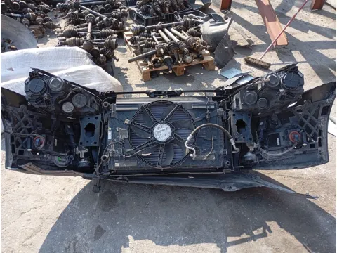 Μούρη (με καπό και φτερά) με Parktronic για VW GOLF (2013 - 2016) Mk7 (5G)  -  Μούρη (με καπό και φτερά) με Parktronic για VW GOLF (2013 - 2016) Mk7 (5G)  -