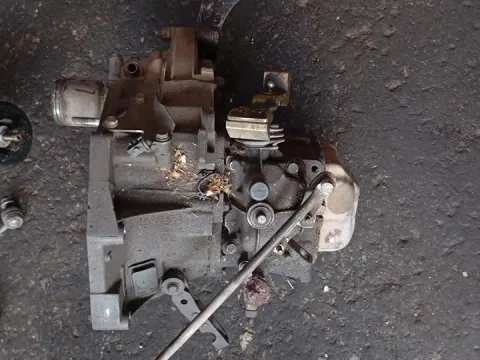 Κιβώτιο Ταχυτήτων (Σασμάν) Χειροκίνητο για FIAT PUNTO (1994 - 1999) (176) 1200 (176B9.000) Petrol 86 16V  Κιβώτιο Ταχυτήτων (Σασμάν) Χειροκίνητο για FIAT PUNTO (1994 - 1999) (176) 1200 (176B9.000) Petrol 86 16V
