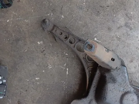 Ψαλίδι Εμπρός Αριστερό για FIAT PUNTO (1994 - 1999) (176) 1200 (176B9.000) Petrol 86 16V *ΔΒ* Ψαλίδι Εμπρός Αριστερό για FIAT PUNTO (1994 - 1999) (176) 1200 (176B9.000) Petrol 86 16V *ΔΒ*