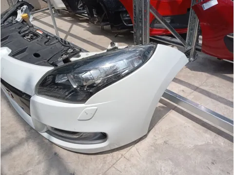 Μούρη (με καπό και φτερά) με Xenon Φανάρια για RENAULT MEGANE (2012 - 2014) GT Line -  Μούρη (με καπό και φτερά) με Xenon Φανάρια για RENAULT MEGANE (2012 - 2014) GT Line -