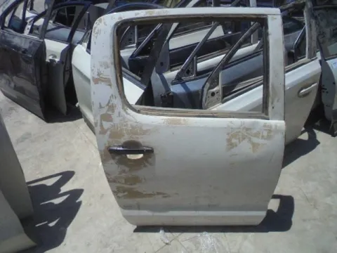 Πόρτα Πίσω Δεξιά Λίγο Χτυπημένη  για TOYOTA HI-LUX (2005 - 2009) (KUN10-20) Pick-Up - 4WD - 4dr Τετράπορτο , (2009 - 2012) *Ε* Πόρτα Πίσω Δεξιά Λίγο Χτυπημένη  για TOYOTA HI-LUX (2005 - 2009) (KUN10-20) Pick-Up - 4WD - 4dr Τετράπορτο , (2009 - 2012) *Ε*