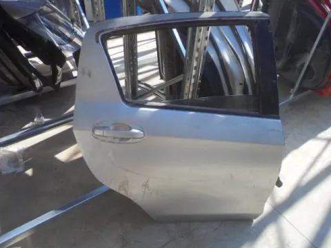 Πόρτα Πίσω Δεξιά για TOYOTA YARIS (2012 - 2014) ( ) Hatchback - 5dr *Ε* Πόρτα Πίσω Δεξιά για TOYOTA YARIS (2012 - 2014) ( ) Hatchback - 5dr *Ε*