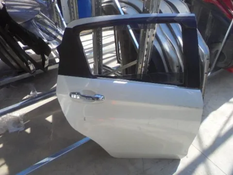 Πόρτα Πίσω Δεξιά για TOYOTA YARIS (2012 - 2014) ( ) Hatchback - 5dr *Ε* Πόρτα Πίσω Δεξιά για TOYOTA YARIS (2012 - 2014) ( ) Hatchback - 5dr *Ε*
