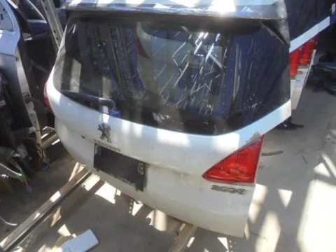 Πορτ-Μπαγκάζ για PEUGEOT 2008 (2013 - 2019) MPV - ΠΟΛΥΜΟΡΦΙΚΑ - 5dr *Γ* Πορτ-Μπαγκάζ για PEUGEOT 2008 (2013 - 2019) MPV - ΠΟΛΥΜΟΡΦΙΚΑ - 5dr *Γ*