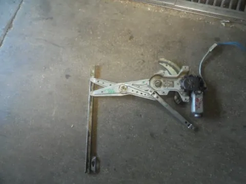Γρύλος Παραθύρου Μοτερ Εμπρός Δεξί 2pin για HONDA CIVIC (1996 - 1998) (EJ - K) (MA - B) Liftback - 5dr *Ο* Γρύλος Παραθύρου Μοτερ Εμπρός Δεξί 2pin για HONDA CIVIC (1996 - 1998) (EJ - K) (MA - B) Liftback - 5dr *Ο*