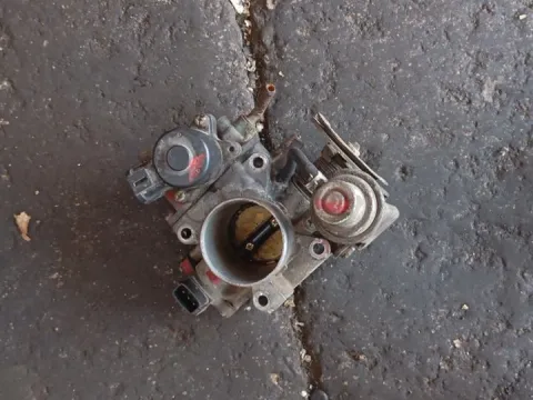 Σώμα Πεταλούδας RTR5065 για NISSAN ALMERA (2000 - 2002) (N16)  Σώμα Πεταλούδας RTR5065 για NISSAN ALMERA (2000 - 2002) (N16)