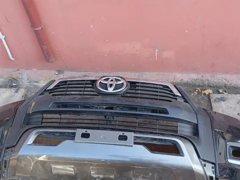 Προφυλακτήρας Εμπρός για TOYOTA HI-LUX (2015 - )  Προφυλακτήρας Εμπρός για TOYOTA HI-LUX (2015 - )