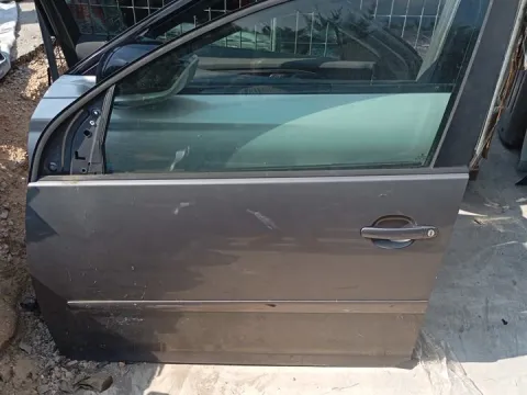 Πόρτα Εμπρός Αριστερή για VW GOLF (2004 - 2008) Mk5 (1K1) *Ε* Πόρτα Εμπρός Αριστερή για VW GOLF (2004 - 2008) Mk5 (1K1) *Ε*