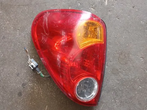 Φανάρι Πίσω Αριστερό (Ραγισμένο) για MITSUBISHI L200 (2006 - 2009) (KAOT)  Φανάρι Πίσω Αριστερό (Ραγισμένο) για MITSUBISHI L200 (2006 - 2009) (KAOT)