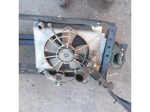 Μούρη (με καπό και φτερά) για TOYOTA YARIS VERSO (1999 - 2002) (XP20) *Γ* -  Μούρη (με καπό και φτερά) για TOYOTA YARIS VERSO (1999 - 2002) (XP20) *Γ* -