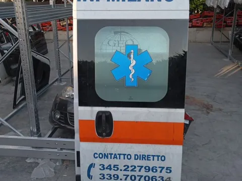 Πόρτα Πίσω Δεξιά Δίφυλλη Με Τζάμι (1,90)  για FIAT DUCATO (2006 - 2014) *Γ* Πόρτα Πίσω Δεξιά Δίφυλλη Με Τζάμι (1,90)  για FIAT DUCATO (2006 - 2014) *Γ*