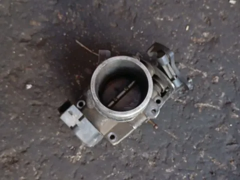 Σώμα Πεταλούδας 9B9890H22A για FORD FOCUS (2002 - 2004) Mk1b  ΤΕΛΑΡΟ 61"(πισω σκαλα) Σώμα Πεταλούδας 9B9890H22A για FORD FOCUS (2002 - 2004) Mk1b  ΤΕΛΑΡΟ 61"(πισω σκαλα)